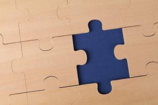 Tangram en bois : le puzzle chinois aux 7 pièces géométriques
